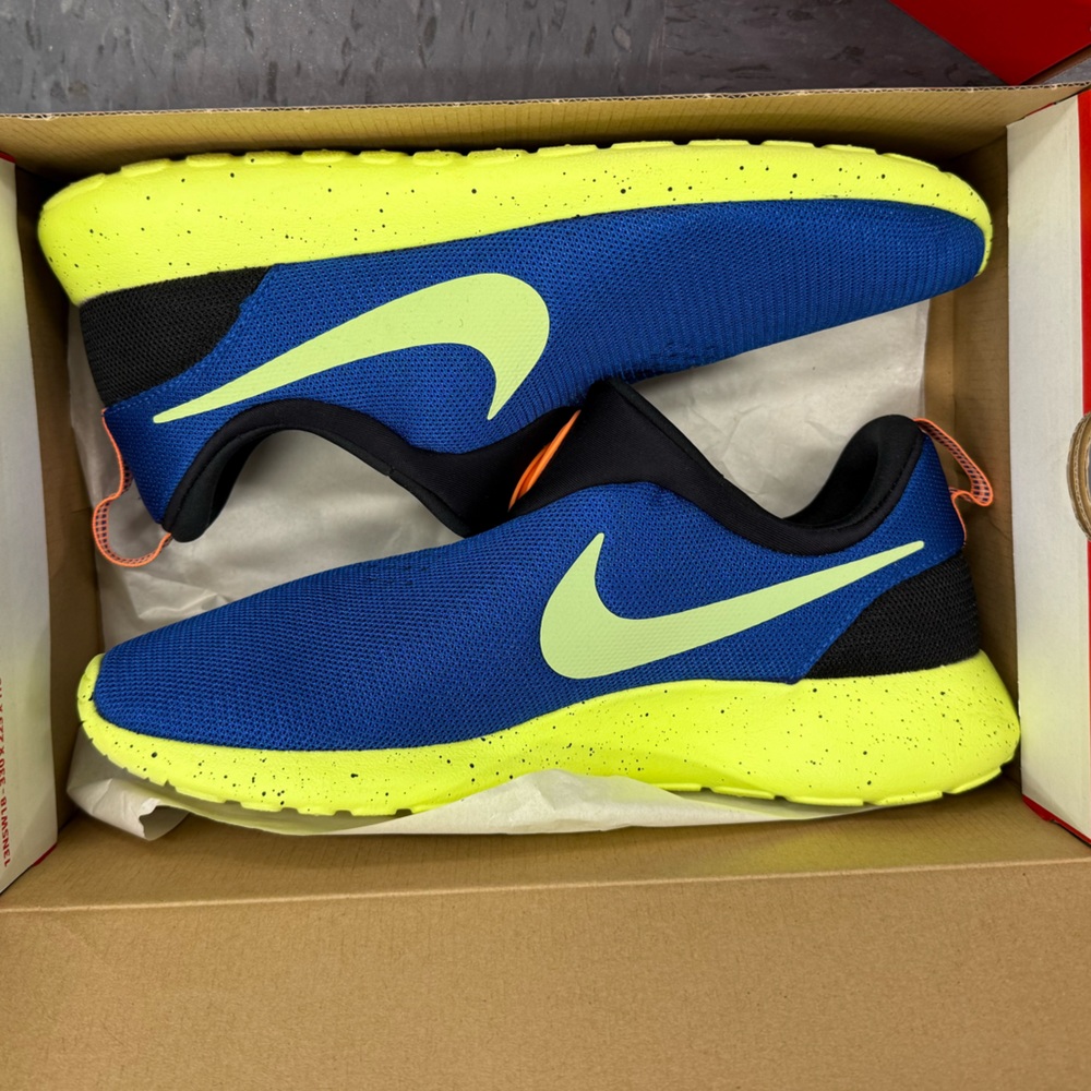 Nike Roshe Run Slip On Blue and Neon Yellow Sneakers